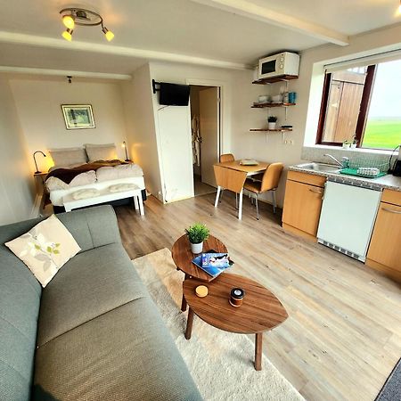 Fagrahlid Guesthouse Хвольсведлюр Екстер'єр фото