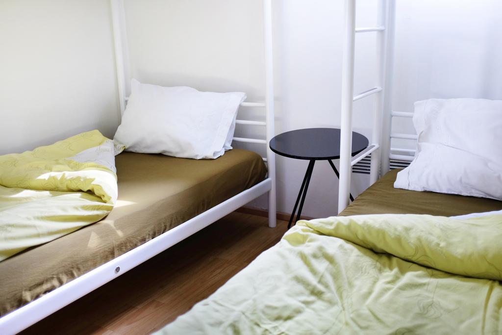 Fagrahlid Guesthouse Хвольсведлюр Номер фото